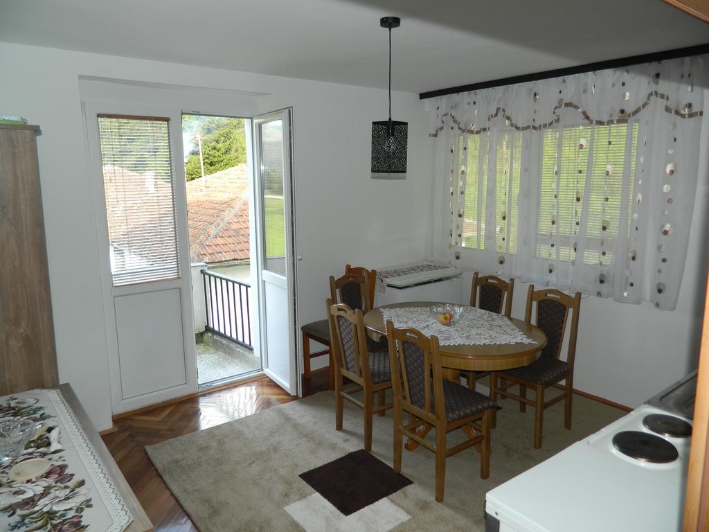 Apartman Sutjeska Tjentiste Exterior foto